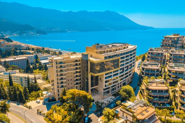 Meerblick 2-Schlafzimmer-zum Verkauf in Budva, Montenegro