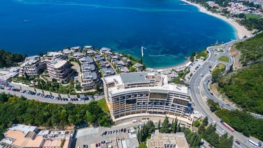 Meerblick 1-Schlafzimmer-Apartment zum Verkauf in Budva, Zavala