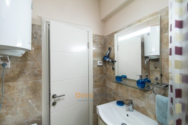 Meerblick 1-Schlafzimmer-Apartment zum Verkauf in Budva, Zavala