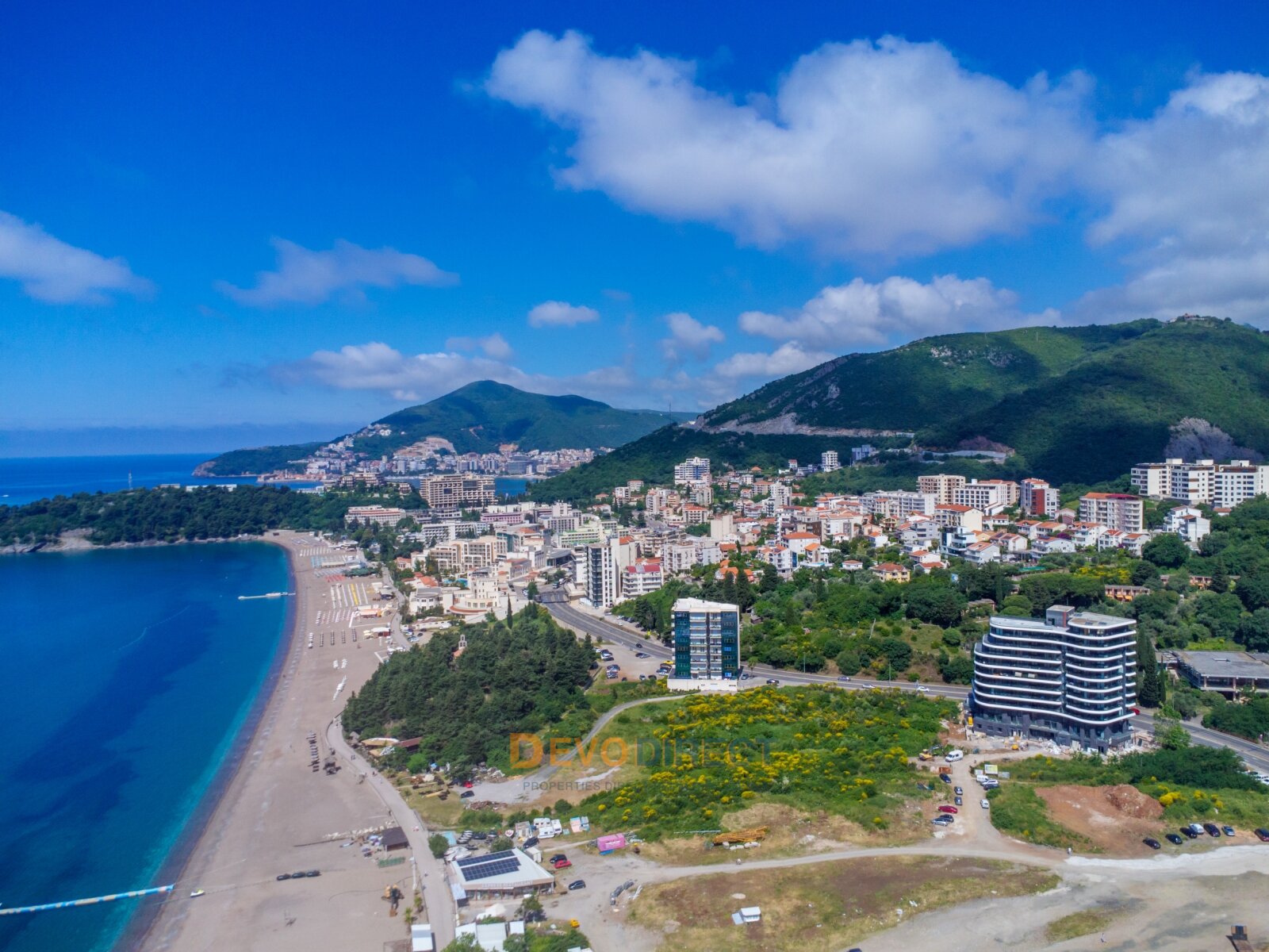 Luxus 1-Schlafzimmer-Apartment zum Verkauf in Bečići, Budva