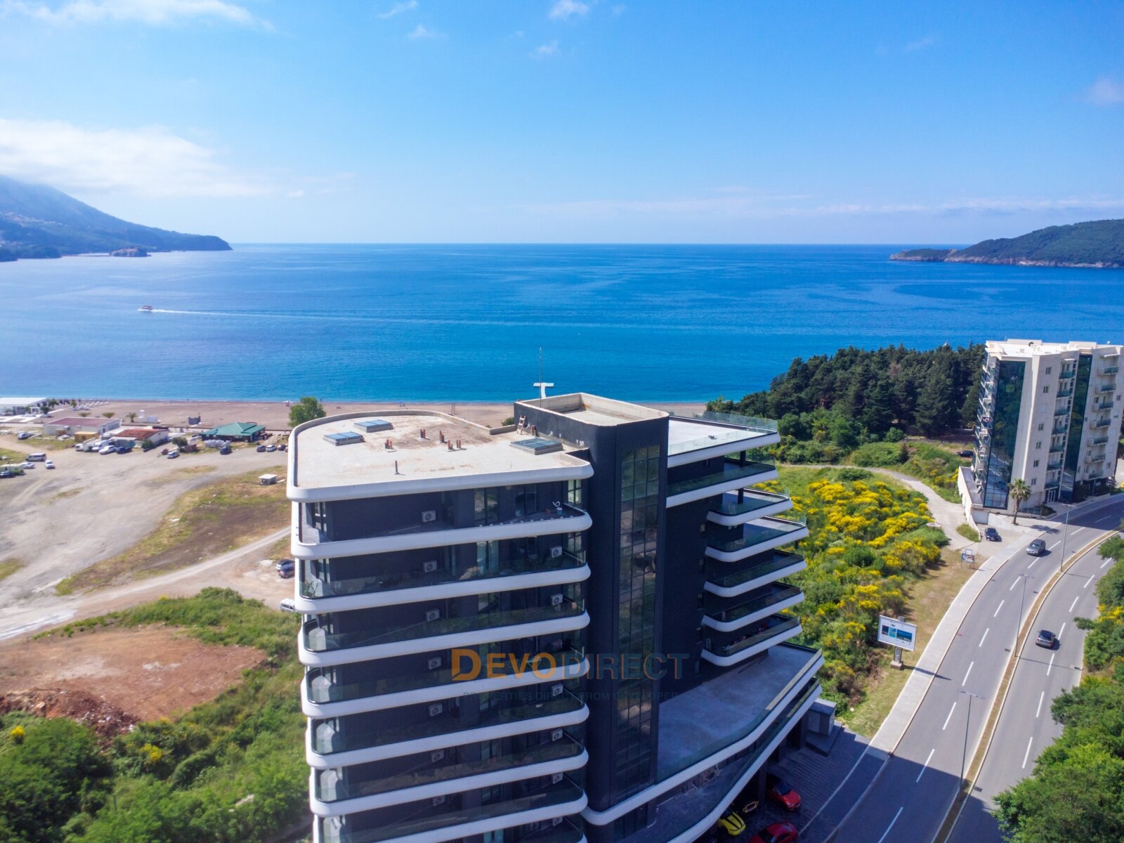 Strandnahes 2-Schlafzimmer-Apartment zum Verkauf in Bečići, Budva
