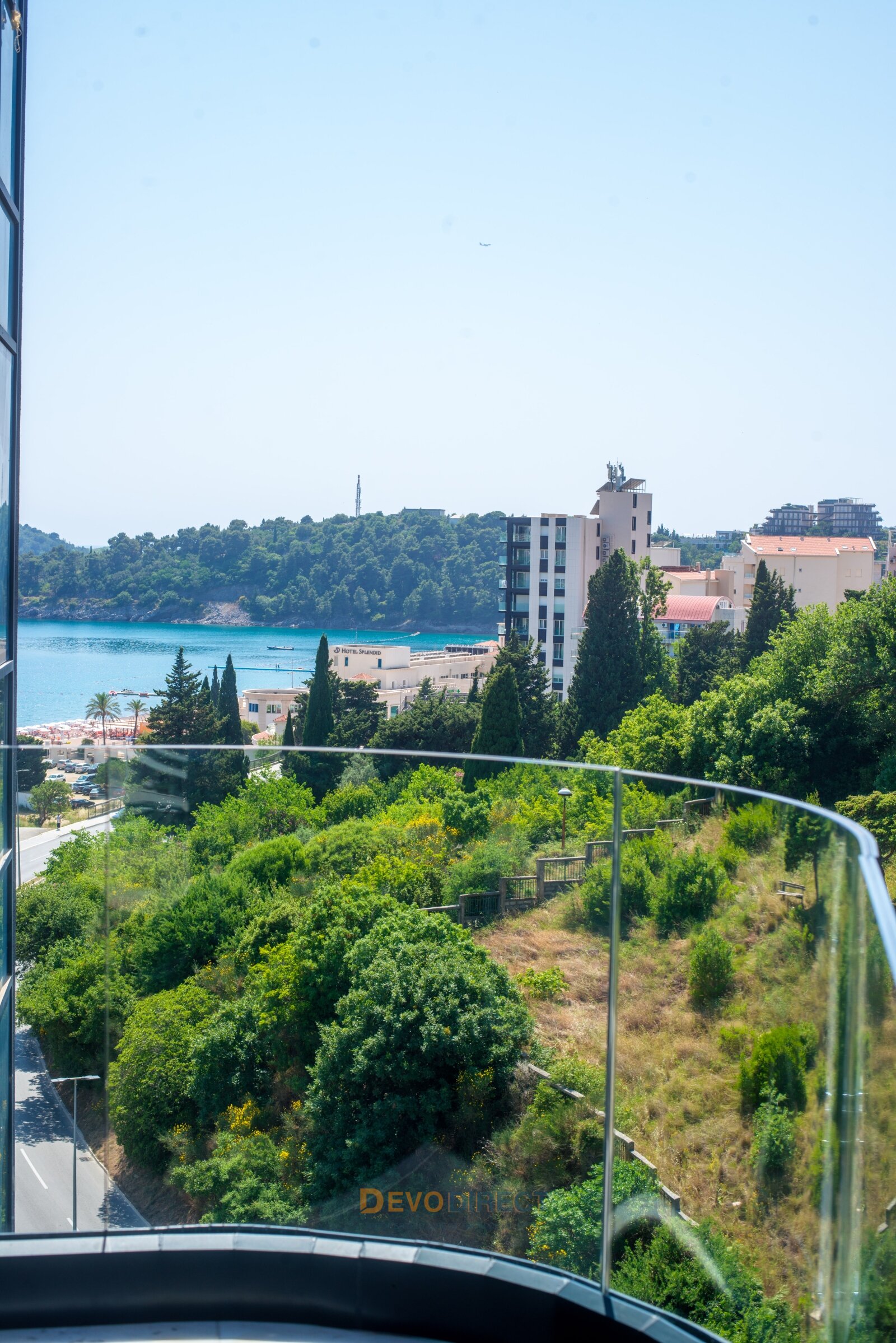 Strandnahes 2-Schlafzimmer-Apartment zum Verkauf in Bečići, Budva