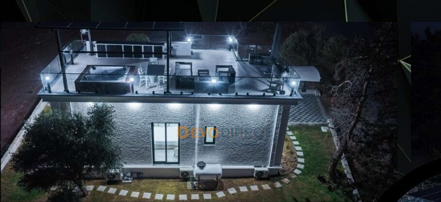 Meerblick 4-Schlafzimmer-Duplex-Villa zum Verkauf in Kyrenia, Nordzypern