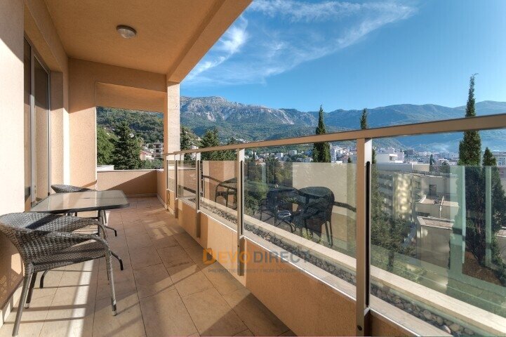 Meerblick 1-Schlafzimmer-Apartment zum Verkauf in Budva, Zavala