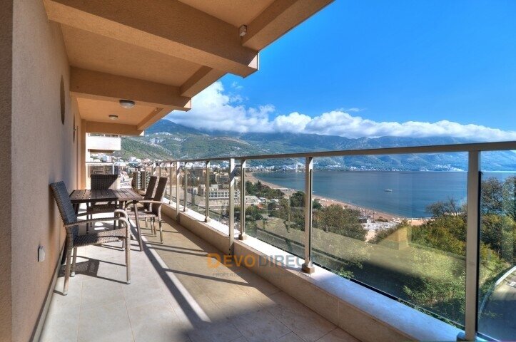 Luxus 3-Schlafzimmer-Apartment zum Verkauf in Budva, Zavala