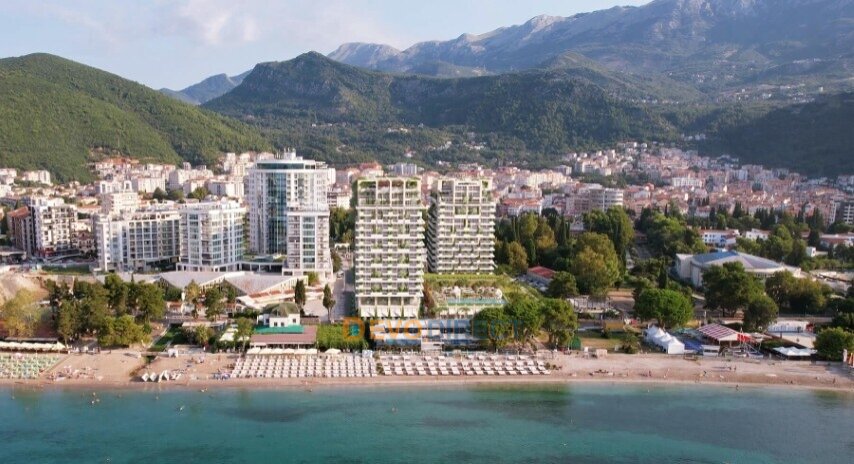Meerblick 2-Schlafzimmer-Duplex zum Verkauf in Budva, Montenegro