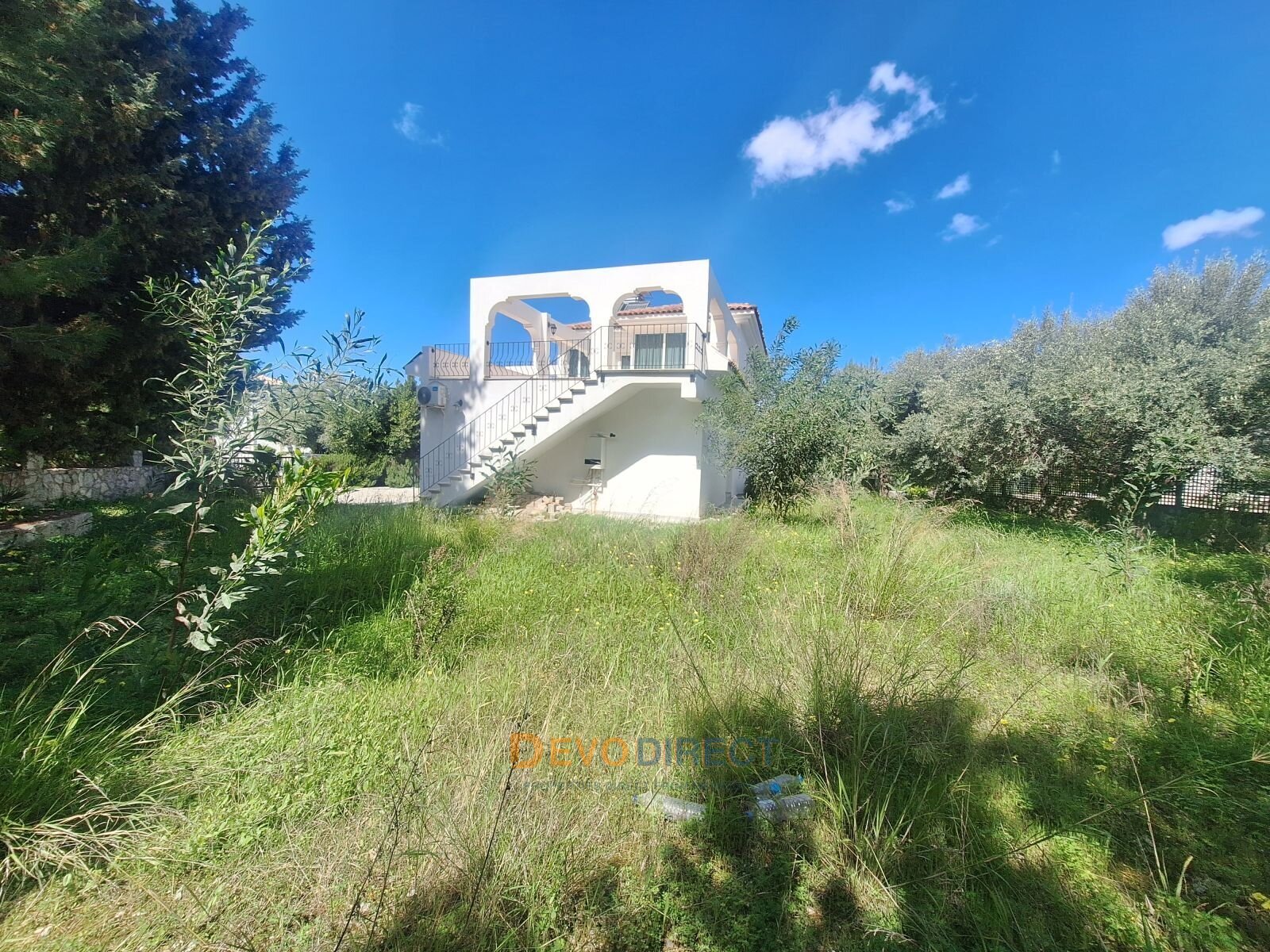 Luxuriöse 4-Schlafzimmer-Villa nahe dem Strand in Nordzypern / Girne