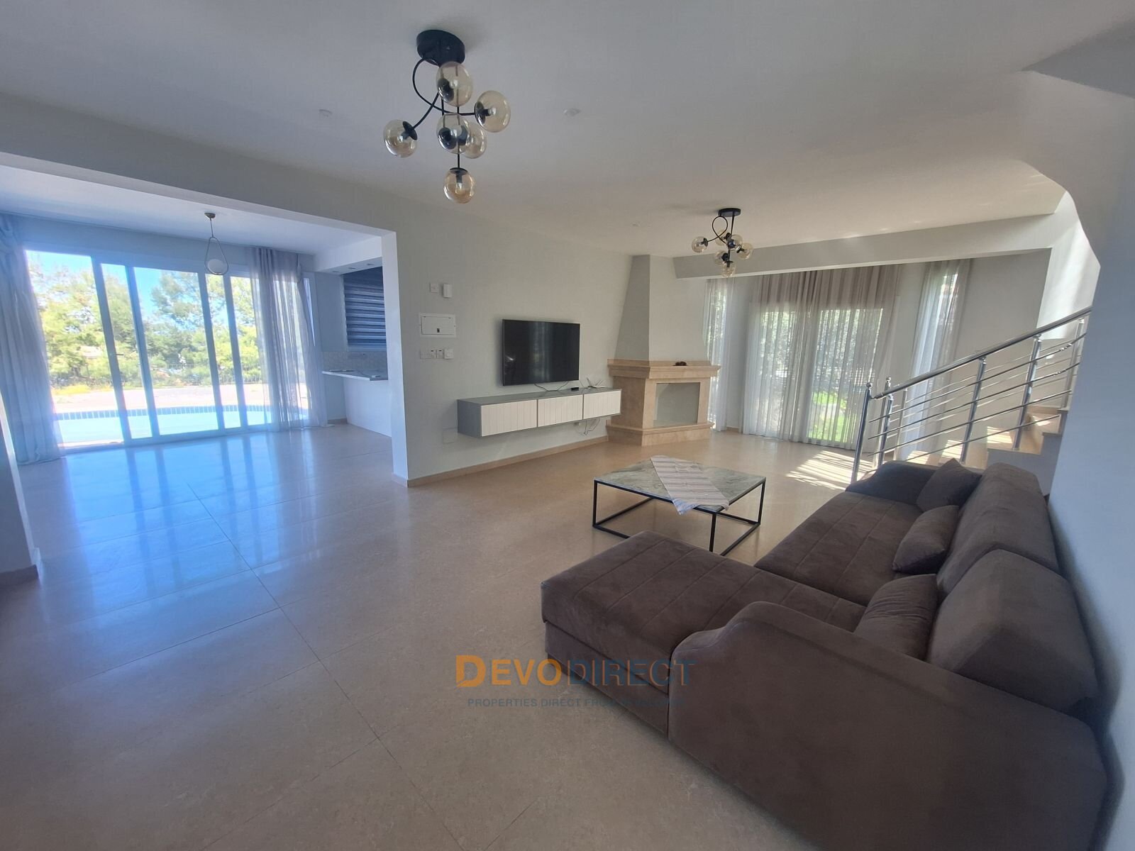 Bezugsfertige 4-Schlafzimmer-Villa zum Verkauf in Nordzypern / Ozanköy – Meer- & Bergblick