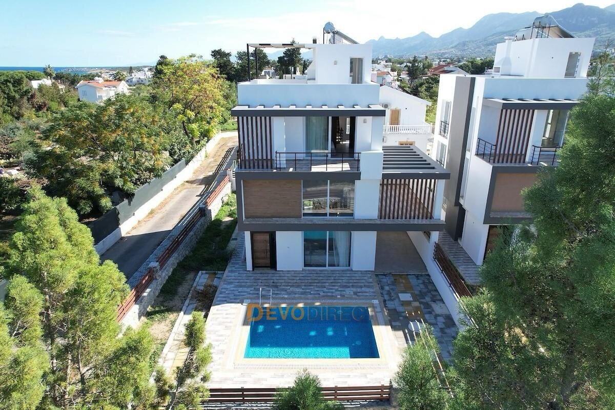 Villen mit 3 Schlafzimmern in Nordzypern / Girne zu verkaufen – Meer- und Bergblick